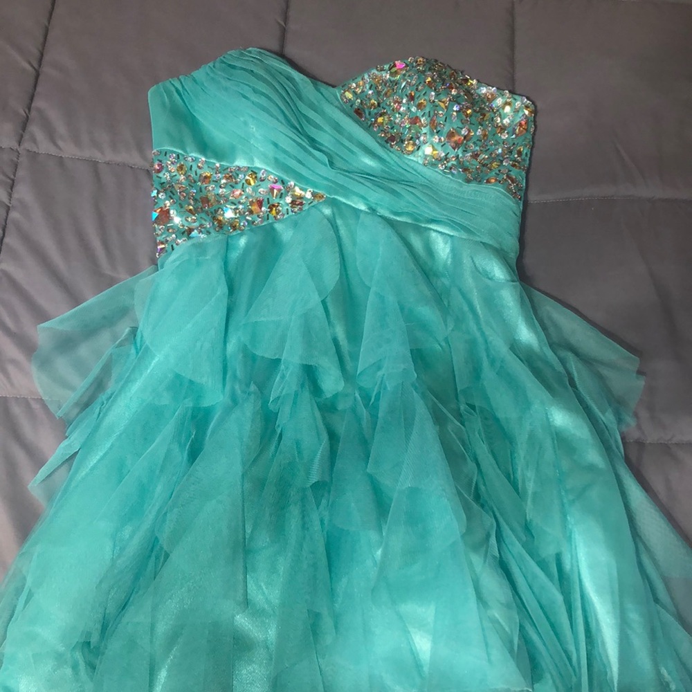 puffy green dress
